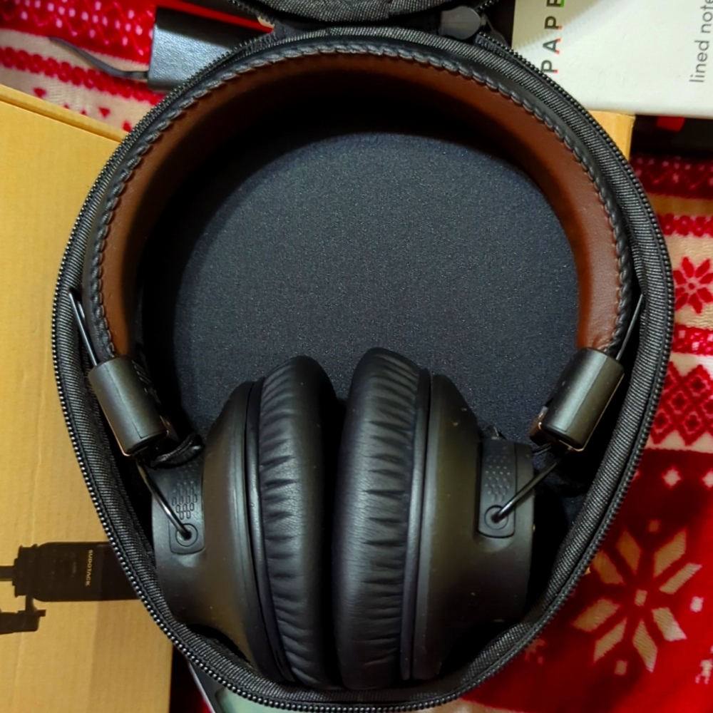 Avantree Wireless Headphones